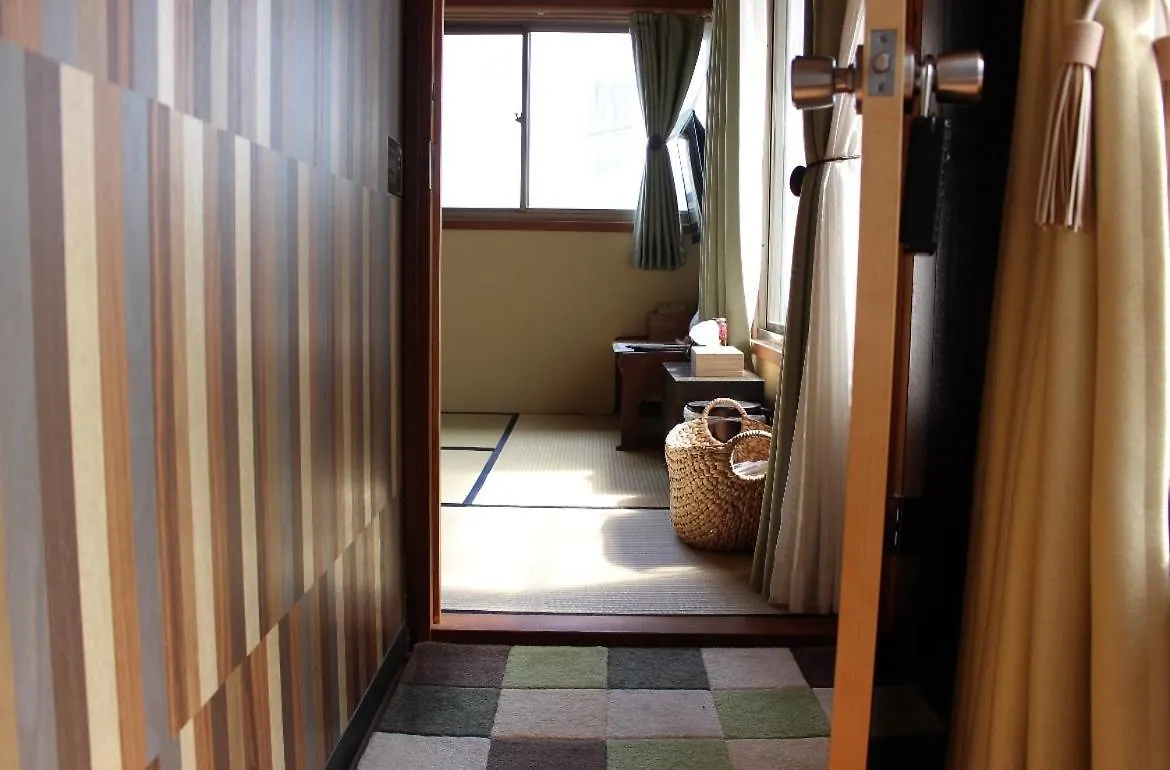 Guest house Tipy Records Inn Hanare Odawara