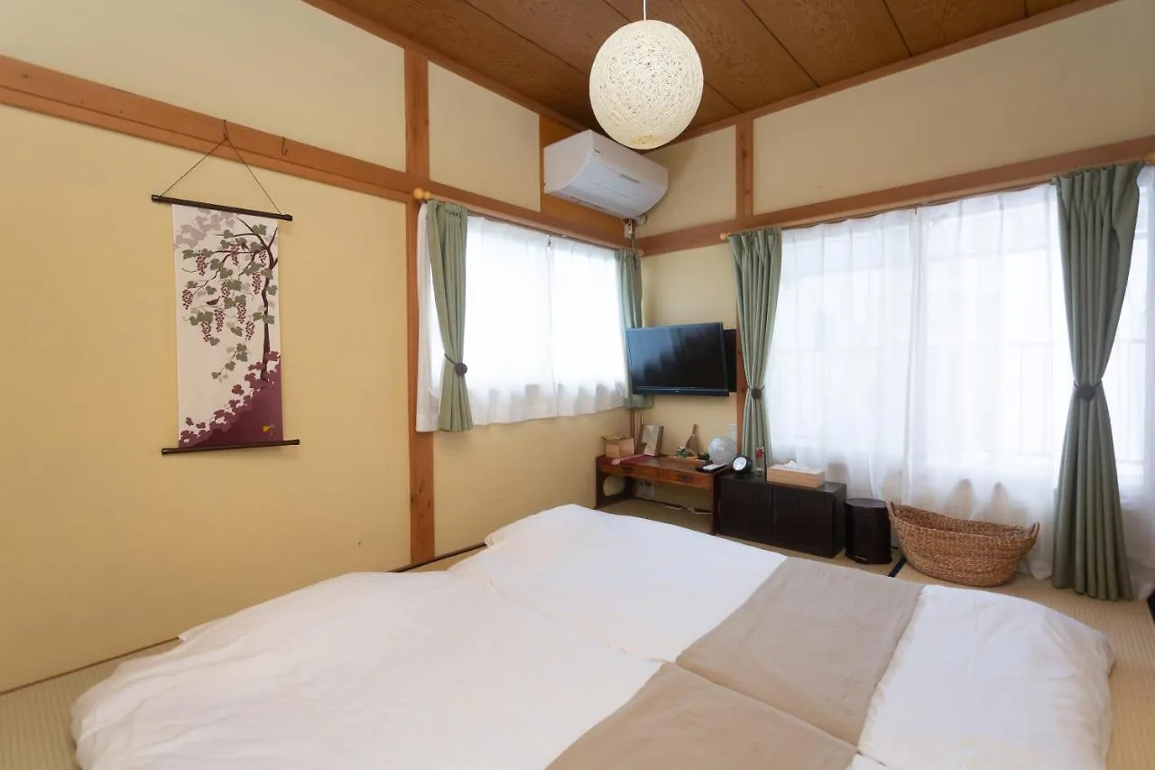 Tipy Records Inn Hanare Odawara Guest house